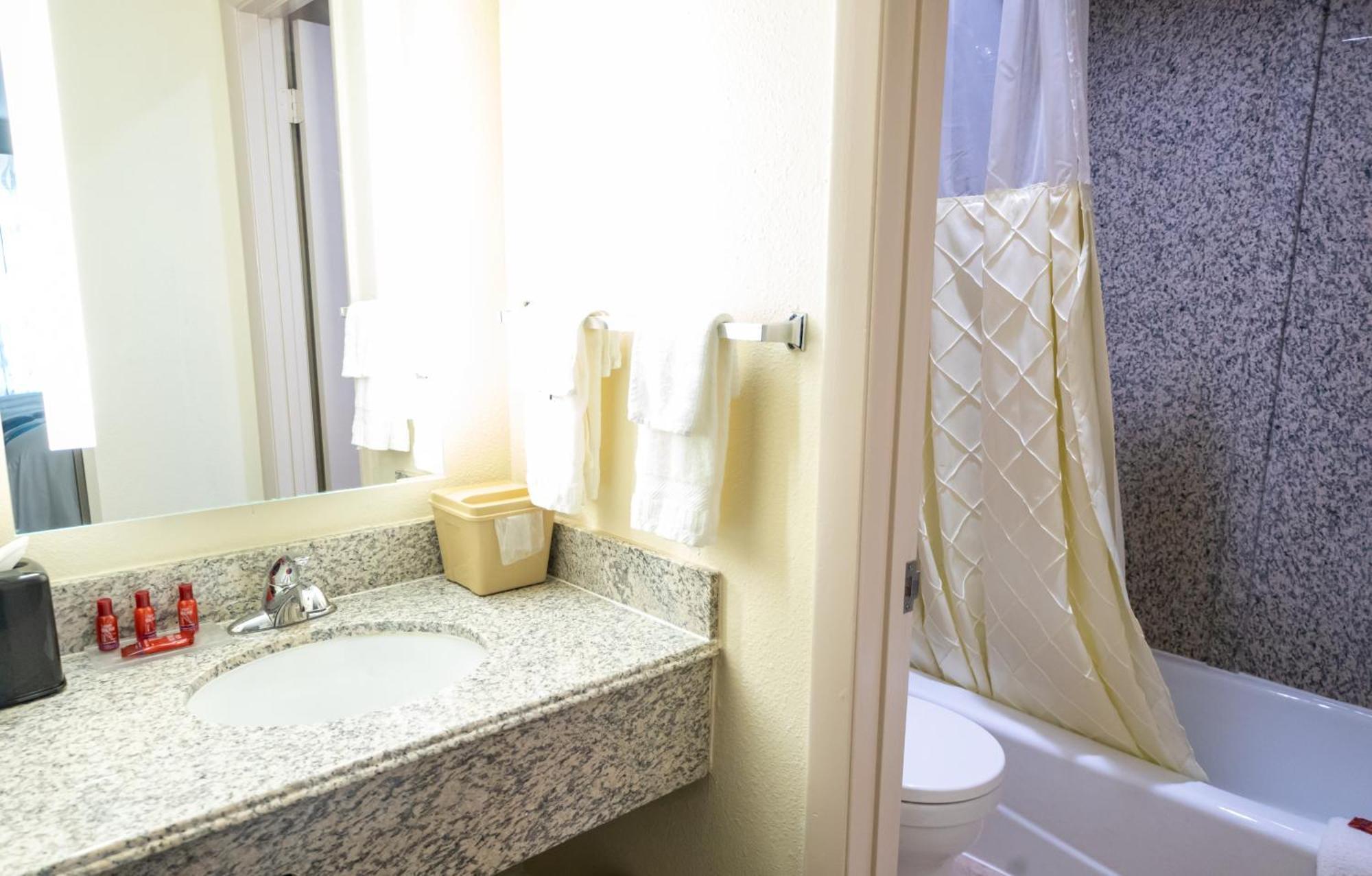 Days Inn By Wyndham College Park Atlanta Airport South Esterno foto
